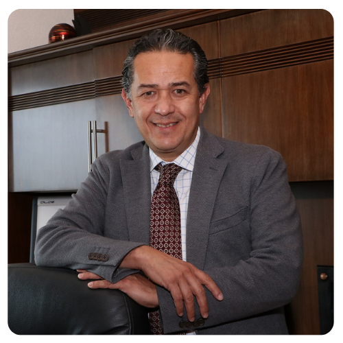 Dr. Gustavo Zenteno Guichard